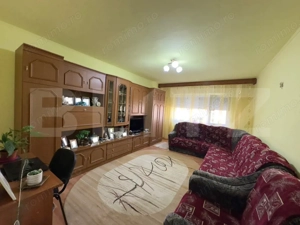 Apartament de vânzare cu 2 camere, etaj intermediar - zona Tolstoi