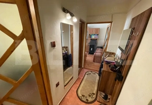 Apartament 2 camere, decomandat, 37 mp, Zona 9 Mai - imagine 2