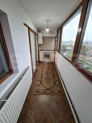 Apartament decomandat, 3 camere, 2 bai, zona Nicolina  - imagine 7