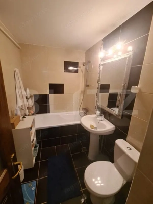Apartament decomandat, 3 camere, 2 bai, zona Nicolina  - imagine 10