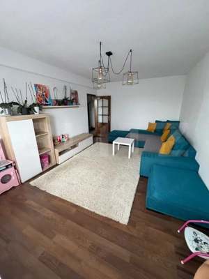 Apartament decomandat, 3 camere, 2 bai, zona Nicolina 