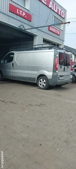 Opel Vivaro   - imagine 8