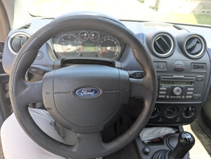 Vând Ford Fiesta 2006 motorină - imagine 4