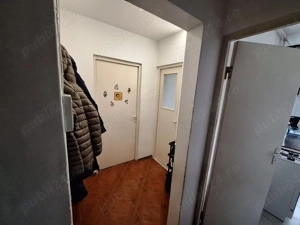 Apartament 3 camere in zona Astra Planete - imagine 3