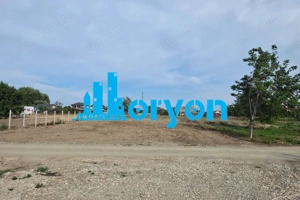 Teren curți - construcții, cartier Şişeşti