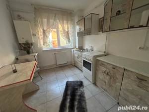 inchiriez apartament doua camere