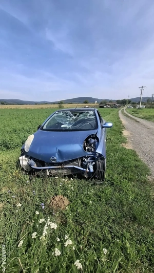 dezmembrez nissan micra cabrio avariat
