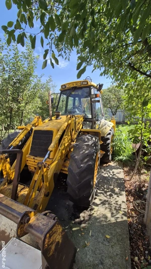 Buldoexcavator JCB 4CX ,4360 ore de funcționare 