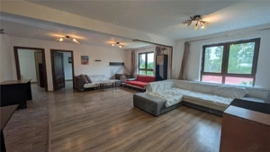 de inchiriat 4 camere, Valea adanca in spate la Capitol