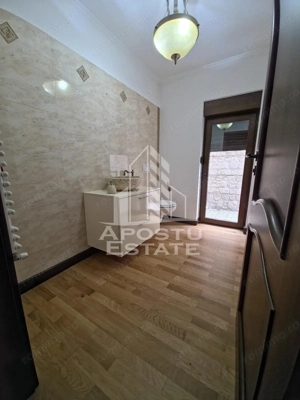 Duplex 400 mp utili, 4 parcari, pretabil birouri si locuinta, Fabric - imagine 18