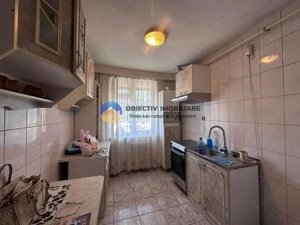 Apartament 3 camere de vânzare - Zona Centrală / 2 băi - imagine 19
