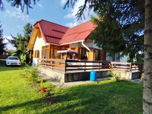 Breaza, casa in stil tirolez, zona insorita - imagine 2