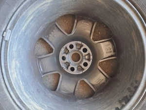 Vand jante Land Rover Discovery 3 - imagine 3 Vand jante Land Rover Discovery 3 - imagine 3