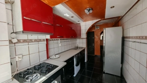 De vânzare   apartament 3 camere, Mazepa I, etaj 1 - imagine 8