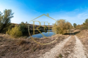 Investiție unică, 10 ha teren cu luciu de apă, ideal pentru turism și agrement! - imagine 13