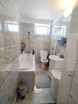 Aparatament de trei camere, semidecomandat, 56mp , Zona Pietii centrale, Dorohoi - imagine 6 Aparatament de trei camere, semidecomandat, 56mp , Zona Pietii centrale, Dorohoi - imagine 6