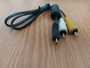 Cablu audio- video av tip sony 