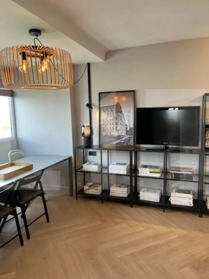 Oază de eleganță urbană în inima parcului Floreasca