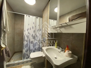 Apartament cu 2 camere, centrala proprie, zona Complexului Studentesc - imagine 7 Apartament cu 2 camere, centrala proprie, zona Complexului Studentesc - imagine 7