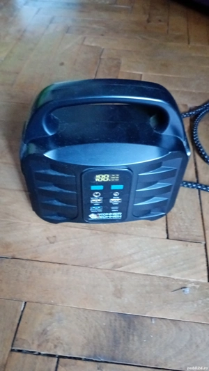 vând aparat de încărcare trotinetă electrică și telefon pentru un decursie