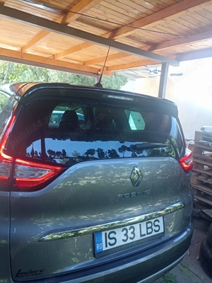 Vand Renault Scenic din 2020 - imagine 2 Vand Renault Scenic din 2020 - imagine 2