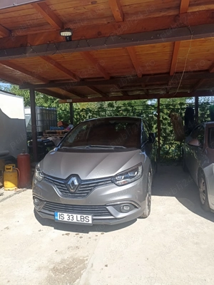 Vand Renault Scenic din 2020 - imagine 3 Vand Renault Scenic din 2020 - imagine 3
