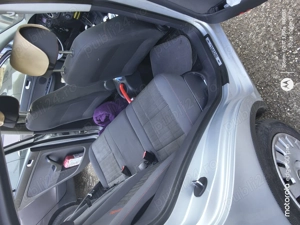 Vând masină în stare foarte bună