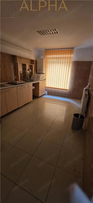 Spatiu comercial de vanzare sau  #238;nchiriere – zona Spitalul Judetean Bistrita - imagine 8