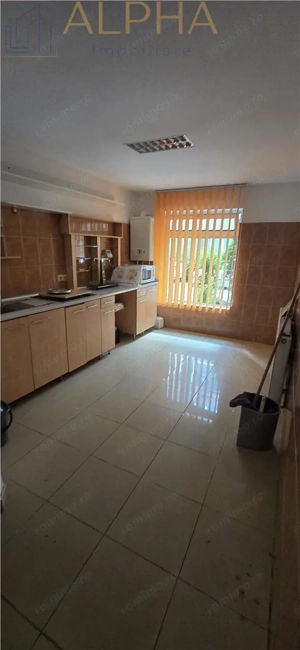 Spatiu comercial de vanzare sau  #238;nchiriere – zona Spitalul Judetean Bistrita - imagine 7
