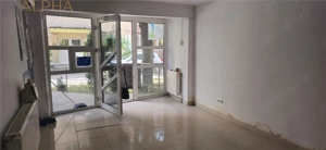 Spatiu comercial de vanzare sau  #238;nchiriere – zona Spitalul Judetean Bistrita - imagine 4