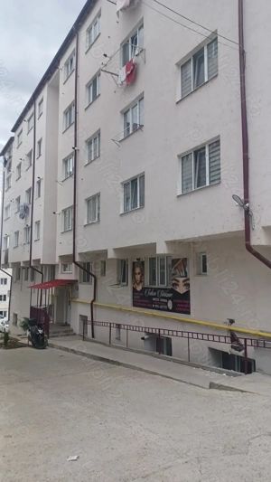 Vând închiriez microapartament Clinica Nord Burdujeni  - imagine 2