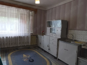 Casa si teren de vanzare - imagine 5