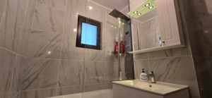 Apartament 3 camere Zona Far - imagine 2