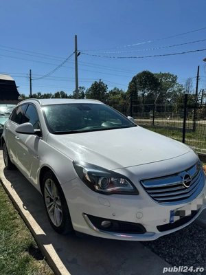 Vând Opel Insignia 