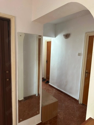 Apartament 3 camere decomandat Drumul Taberei, Frigocom - imagine 4