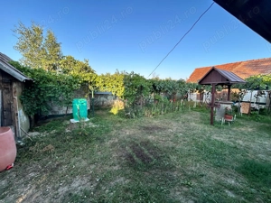 Vand casa batranesca + 1000mp teren intravilan, com. Dragutesti, sat Urechesti - imagine 8