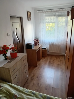  Vand Apartament  - imagine 3