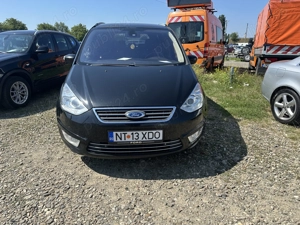 Ford galaxy Ghia 2011