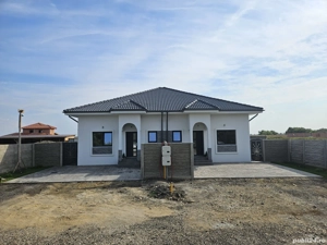 Vand jumatate de duplex in Sanandrei