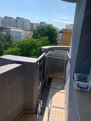 De vanzare   Apartament 3 camere, direct proprietar   - imagine 4