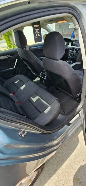 Vând Audi A4 B8 2.0 tdi 143 cp