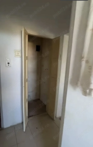 Vand Apartament 2 camere semidecomandate - imagine 4