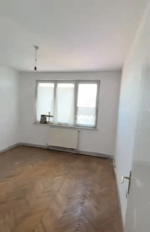 Vand Apartament 2 camere semidecomandate - imagine 2