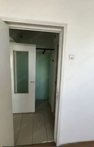 Vand Apartament 2 camere semidecomandate