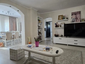 Vand vila D+P+M , Episcopia , SC-310 mp , teren 513 mp , garaj , gaz , lux, str principala