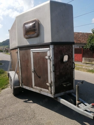 Remorca pentru animale