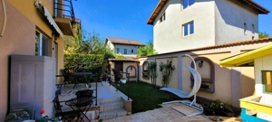 Vila P+1 complet utilata, curte amenajata, panouri -zona linistita - imagine 5