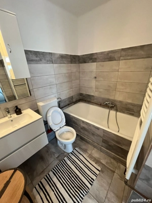 Închiriez apartament calea Victoriei 2 camere ateneu hilton 55 mp   o zona foarte frumoasa în centru - imagine 5