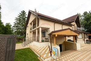 Casa spatioasa de vanzare - imagine 2