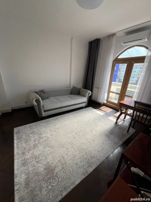 Închiriez apartament calea Victoriei 2 camere ateneu hilton 55 mp   o zona foarte frumoasa în centru - imagine 4